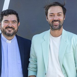 The Priest Tiago is back!